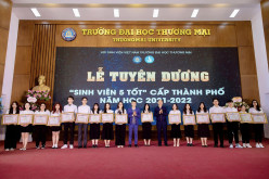 Tuyên dương SINH VIÊN 5 TỐT CẤP THÀNH PHỐ NĂM HỌC 2021-2022